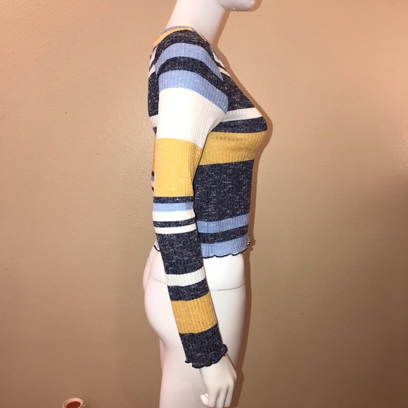 Almost Famous Wide Striped Top Womens Size Medium Long Sleeve Blue Yellow - Picture 7 of 13